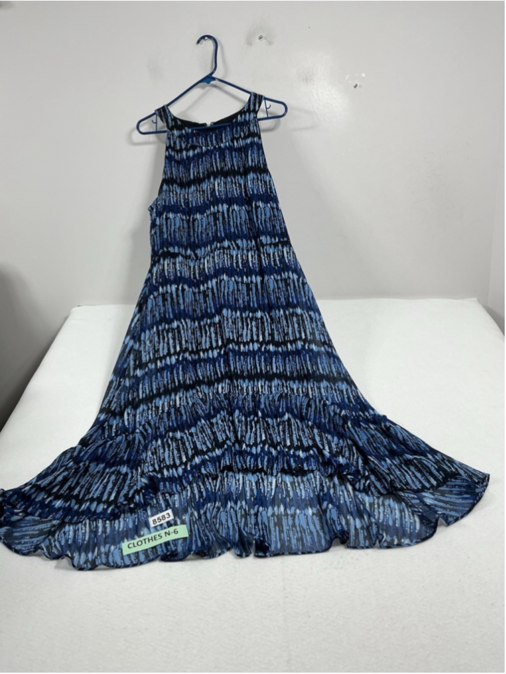 Woman’s NWT Tommy Hilfiger Midi Dress Sleeveless Lined 16 Blue Ruffle Hem